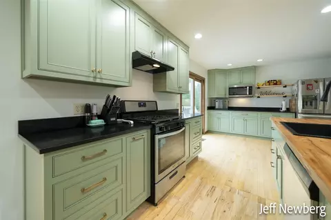 789 Washington, White Cloud, MI 49349 photo 19