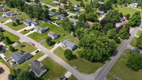 1304 Catsyl, Jackson, MI 49203 photo 17