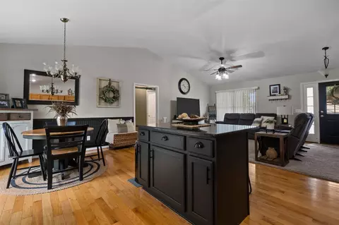 1304 Catsyl, Jackson, MI 49203 photo 29