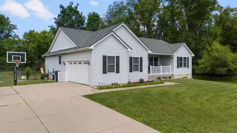 1304 Catsyl, Jackson, MI 49203 photo 6