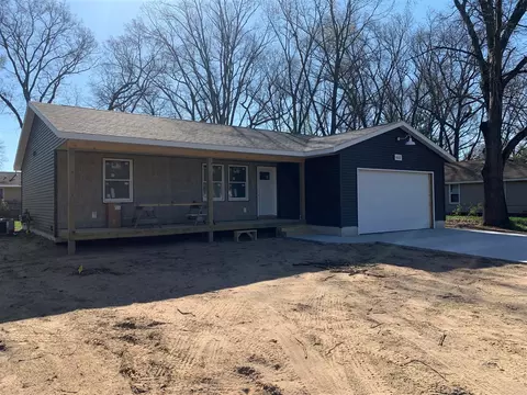 632 Center, Muskegon, MI 49442