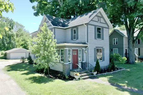 144 W St Joseph, Coloma, MI 49038