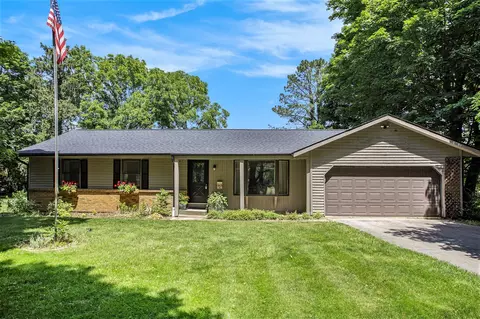 9549 E De, Richland, MI 49083