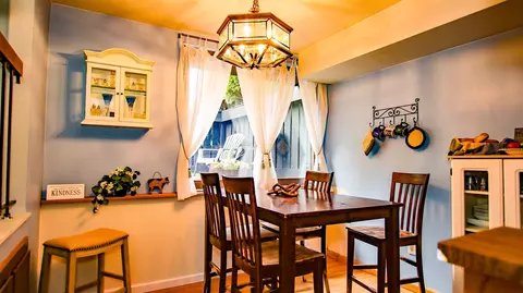 Dining - 14175 Jackson, Taylor, MI 48180 photo 1 of 2