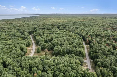 lot27 Novadoc, Mears, MI 49436