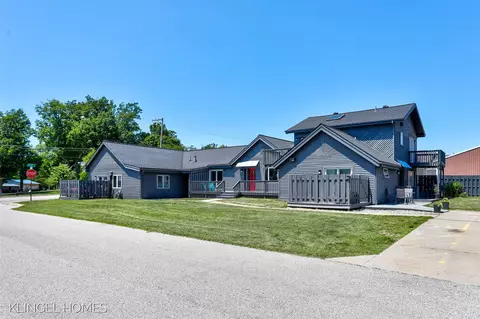 68 S Third, Fruitport, MI 49415