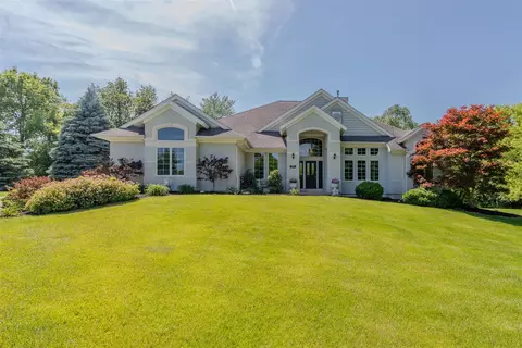 5684 Parkview, Ann Arbor, MI 48108