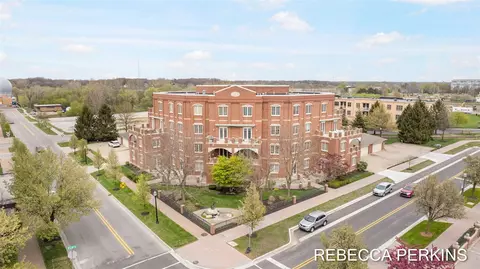 141 Central #130, Holland, MI 49423
