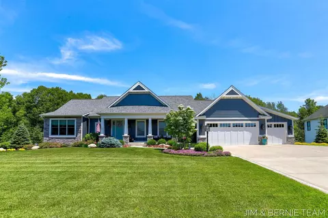 3481 Palmer, Saugatuck, MI 49453