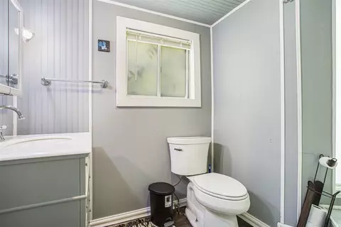 879 Marsh, Plainwell, MI 49080 photo 6