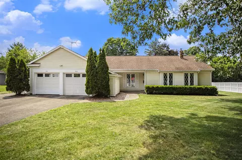 521 N 523 N E, Battle Creek, MI 49017