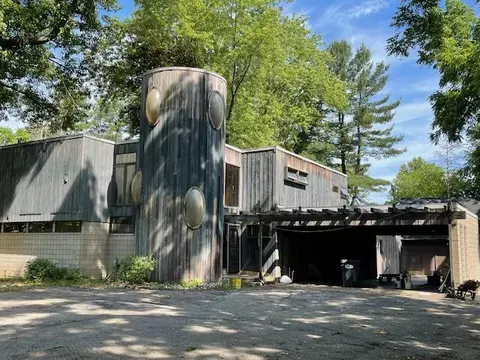 22780 Cr 375, Mattawan, MI 49071