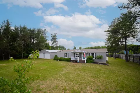 12156 6th, Bear Lake, MI 49614