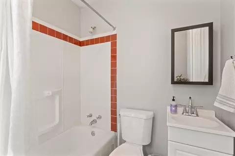 Bath - 196 E Michigan, Three Rivers, MI 49093 photo 1 of 6