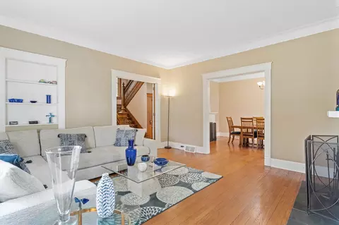 Living - 196 E Michigan, Three Rivers, MI 49093 photo 2 of 5