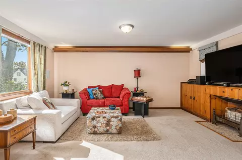 Living - 196 E Michigan, Three Rivers, MI 49093 photo 3 of 5
