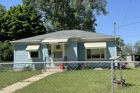 4205 Colby, Wyoming, MI 49509