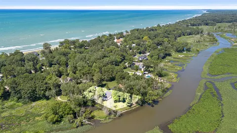 11778 Prospect, New Buffalo, MI 49117