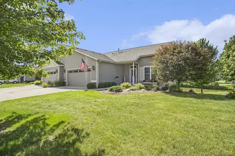 979 Aberdeen, Hudsonville, MI 49426