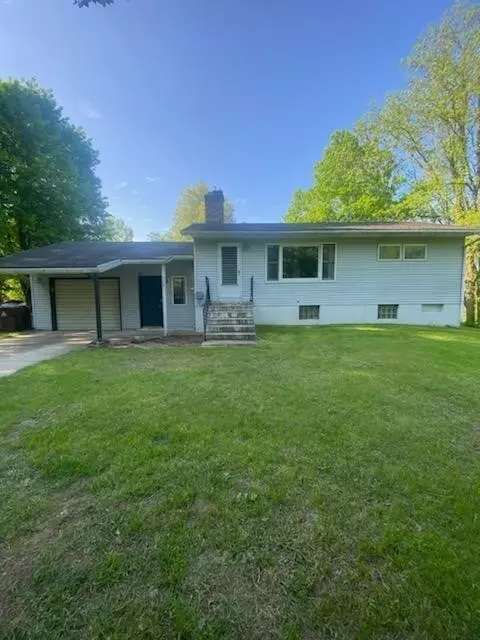 330 14 Mile Rd, Sparta, MI 49345