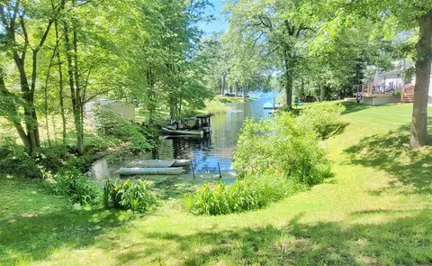 3131 N Apache, White Cloud, MI 49349 photo 4