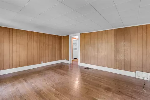 4325 Lansing, Jackson, MI 49201 photo 42