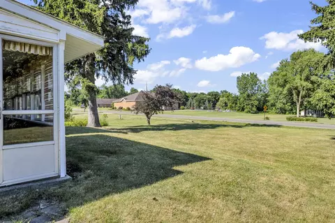 4325 Lansing, Jackson, MI 49201 photo 7