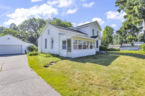 4325 Lansing, Jackson, MI 49201