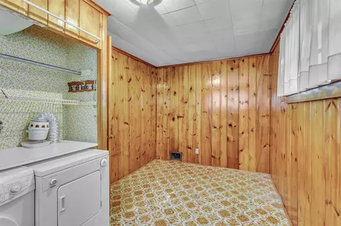 4325 Lansing, Jackson, MI 49201 photo 32