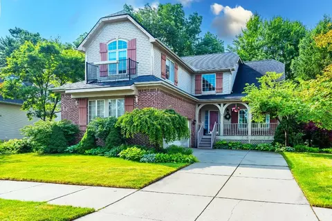 5589 Villa France, Ann Arbor, MI 48103