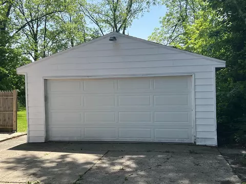 Exterior - 316 E Pr, Vicksburg, MI 49097 photo 5 of 6