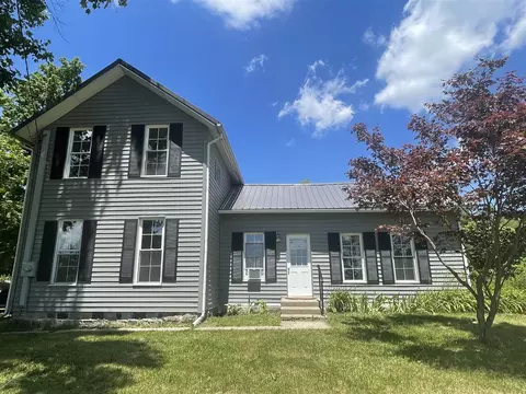 3320 Bankers, Hillsdale, MI 49242