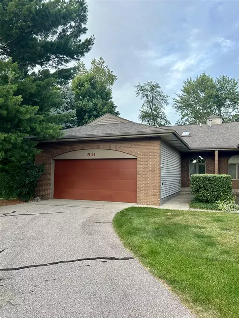 541 Spring, Holland, MI 49423
