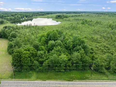 V/l Calvin Center, Cassopolis, MI 49031 photo 16