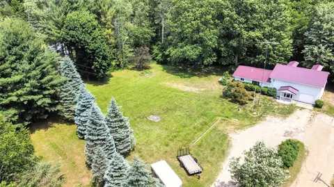 21434 30th, Barryton, MI 49305