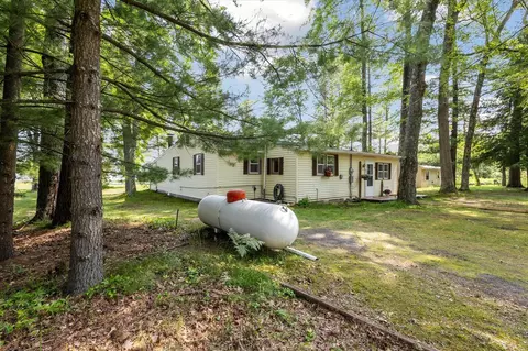 1267 W Channel, Bitely, MI 49309 photo 4