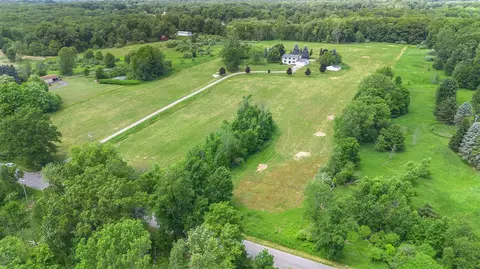 Lv 1 6 Mile, Rockford, MI 49341