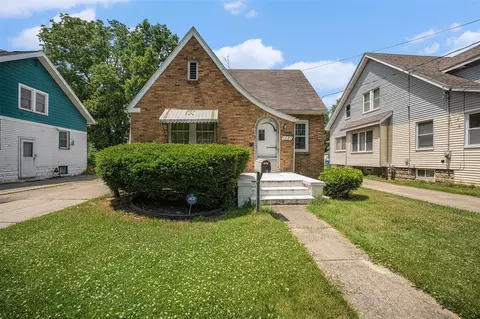 1121 Cobb, Kalamazoo, MI 49007