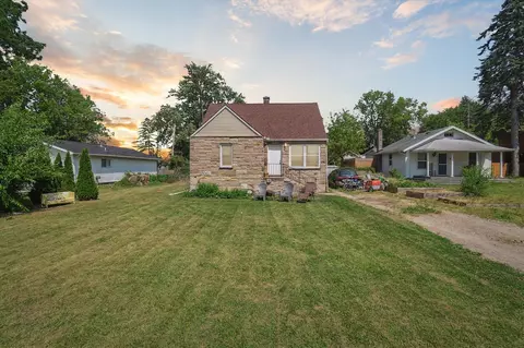 119 S Alger, Lansing, MI 48917