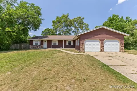 5647 Roseworth, Grand Rapids, MI 49548