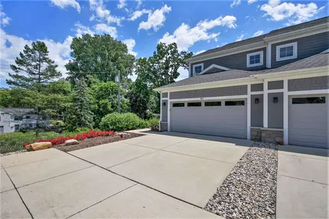 Exterior - 108 E Henry #811, Saline, MI 48176 photo 5 of 7