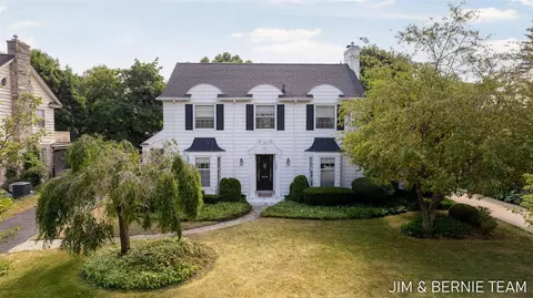 1030 Santa Cruz, Grand Rapids, MI 49506