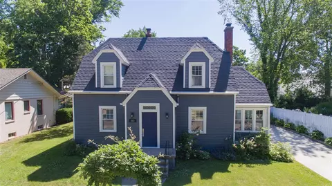 263 Cherry, South Haven, MI 49090
