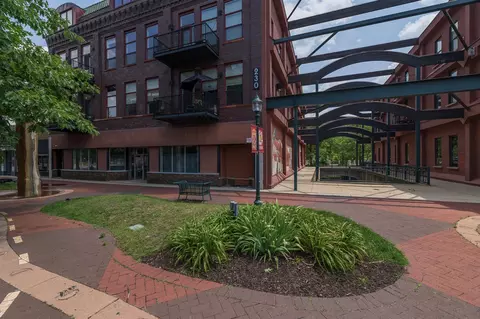 230 N Kalamazoo Mall #203, Kalamazoo, MI 49007