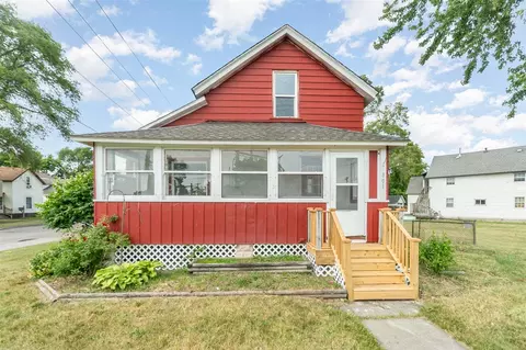 801 Marquette, Bay City, MI 48706