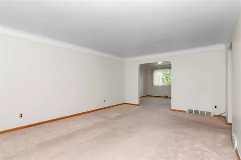 8247 Stanley, Warren, MI 48093 photo 12