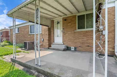 8247 Stanley, Warren, MI 48093 photo 38