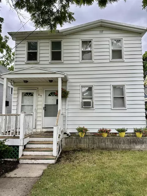 819 W Washington, Ann Arbor, MI 48103