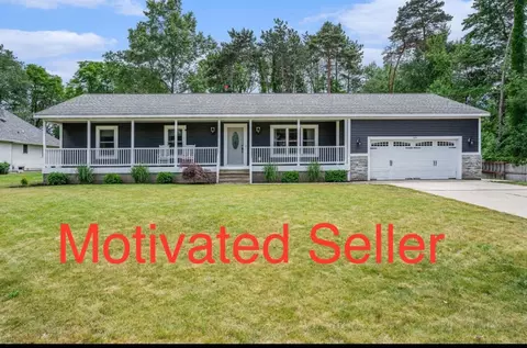 3241 Danglwood, Muskegon, MI 49444