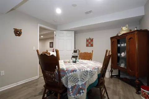 Dining - 807 War Bonnet, Tecumseh, MI 49286 photo 4 of 4